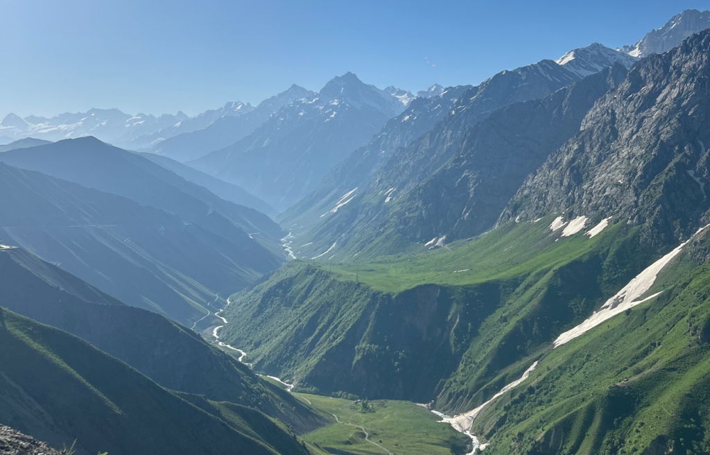 Birdwatching in Tajikistan: Where to Go and What You Can See